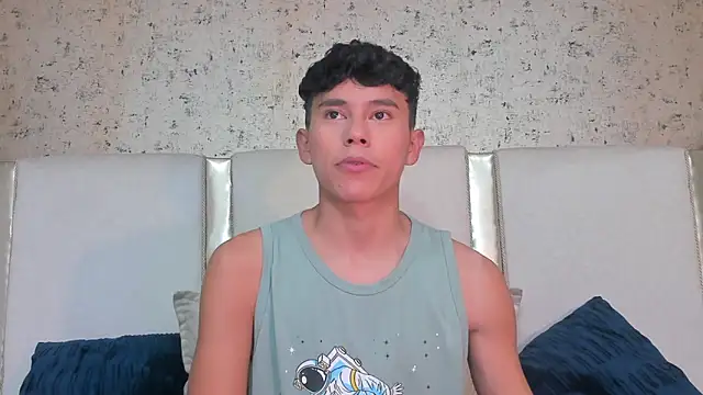 Angel esteban fx online show from 03-18-25, 03:42