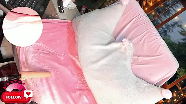 shayna manson  online show from 02-26-25, 07:31