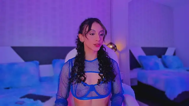 MiissCharlotte online show from 03-11-25, 05:16