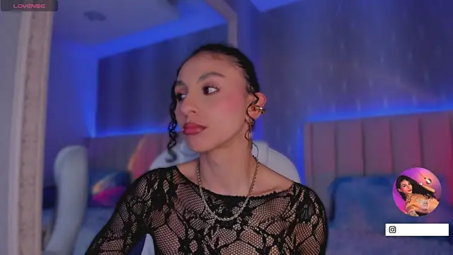 MiissCharlotte online show from 10-15-25, 05:18