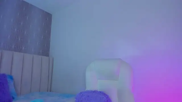 MiissCharlotte online show from 11-20-25, 03:39