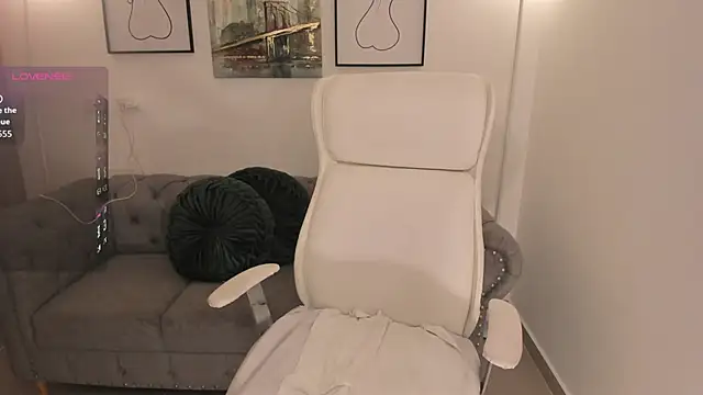 Aida adams online show from 12-19-25, 11:06