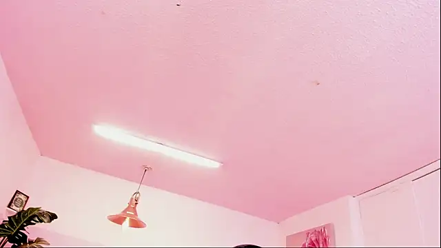 Red lady online show from 12-12-24, 07:08