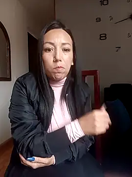 Laura martin  online show from 03-07-25, 08:44