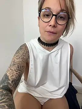 marinella07 online show from 03-20-25, 12:11