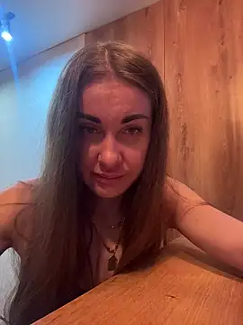 Snapshot of Daddysgirl_777 chatting on 11-29-25, 04:04 Daddysgirl 777 online show from 11-29-25, 04:04