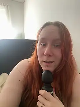 Snapshot of MaraNightmare chatting on 02-16-25, 01:05 MaraNightmare online show from 02-16-25, 01:05