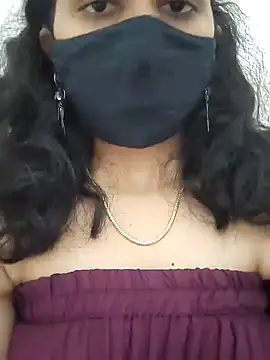 Snapshot of Angleannie chatting on 10-11-25, 04:38 Angleannie online show from 10-11-25, 04:38