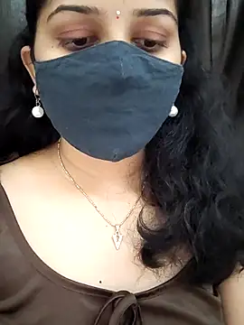 Angleannie online show from 12-18-25, 04:35