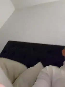 Guitccch online show from 11-27-25, 12:02