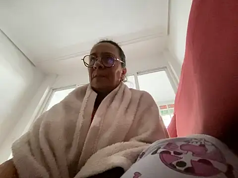 sweeviolet online show from 01-11-25, 08:43