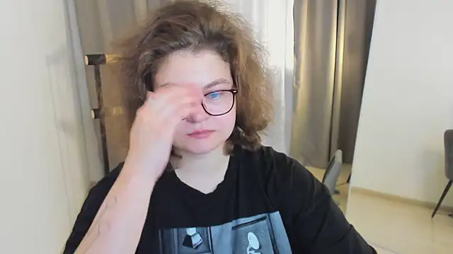 Sashy Way online show from 09-18-25, 09:28