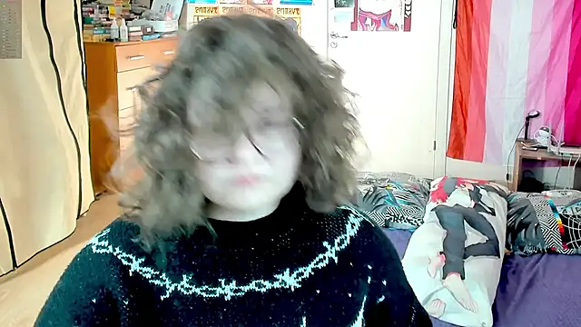 Sashy Way online show from 10-27-25, 08:51