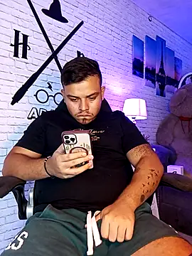 Snapshot of Naughty_Charly chatting on 02-15-25, 06:23 Naughty Charly online show from 02-15-25, 06:23