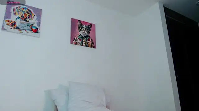 lilith luv online show from 10-31-25, 08:04