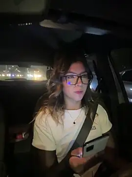 Snapshot of Mila_Morgan chatting on 03-22-25, 12:17 Mila Morgan online show from 03-22-25, 12:17