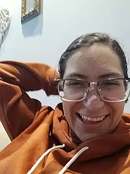 Snapshot of Andromeda-jade chatting on 03-21-25, 01:34 Andromeda-jade online show from 03-21-25, 01:34