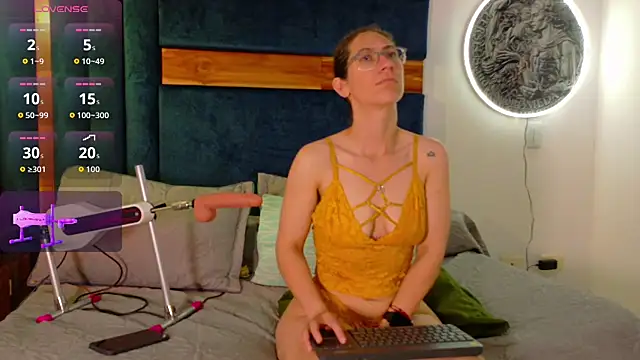 Snapshot of Andromeda-jade chatting on 12-03-25, 03:58 Andromeda-jade online show from 12-03-25, 03:58