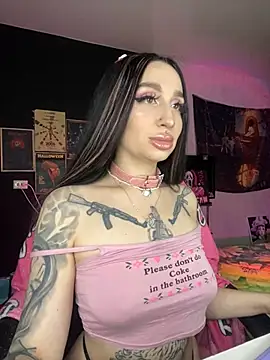 Snapshot of Molly__Moon chatting on 12-23-24, 05:28 Molly  Moon online show from 12-23-24, 05:28