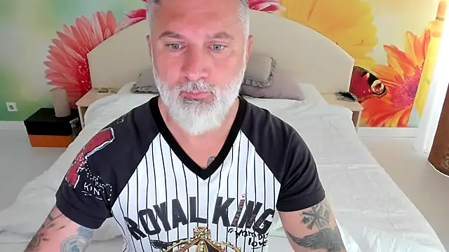 BlowMyXXL online show from 11-12-25, 09:21