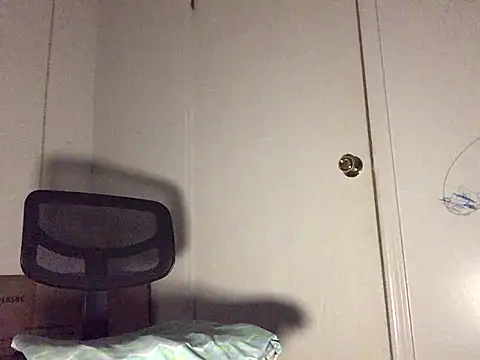 Snapshot of minimama69 chatting on 02-02-25, 11:19 minimama69 online show from 02-02-25, 11:19