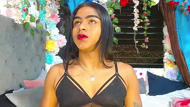 Snapshot of Karly_coffe chatting on 11-17-25, 06:08 Karly coffe online show from 11-17-25, 06:08