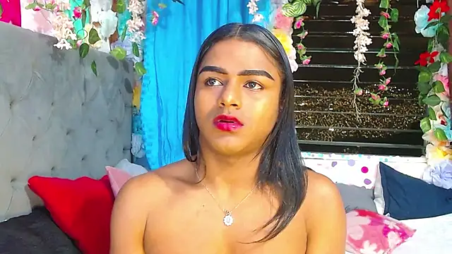 Snapshot of Karly_coffe chatting on 11-20-25, 03:18 Karly coffe online show from 11-20-25, 03:18