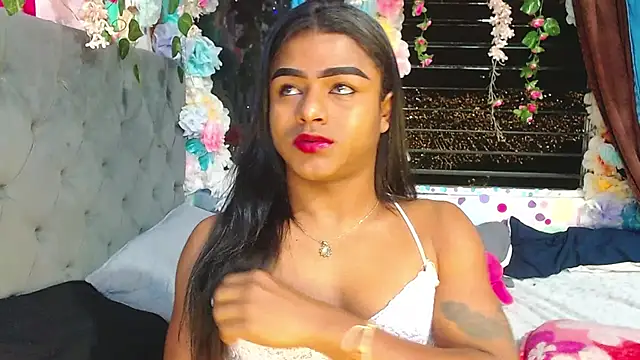 Snapshot of Karly_coffe chatting on 11-27-25, 07:10 Karly coffe online show from 11-27-25, 07:10