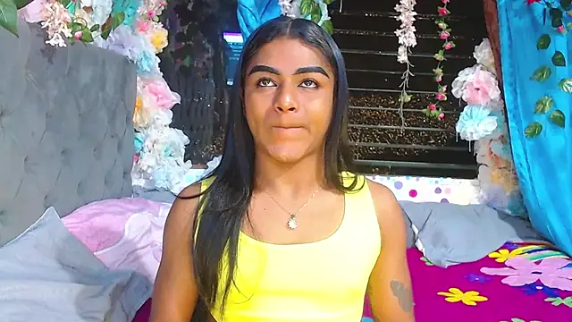 Karly coffe online show from 12-20-25, 08:10