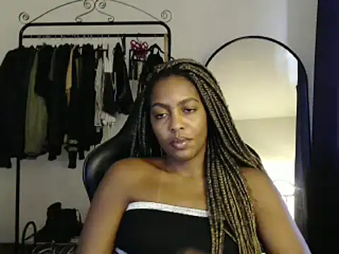 marisilva br online show from 02-11-25, 02:13