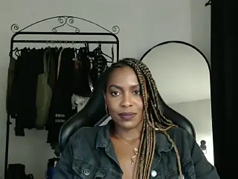 marisilva br online show from 03-08-25, 12:11