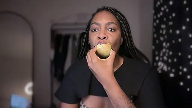 marisilva br online show from 12-17-25, 09:32