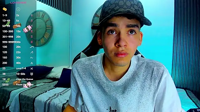 Mike 0233  online show from 02-20-25, 04:07