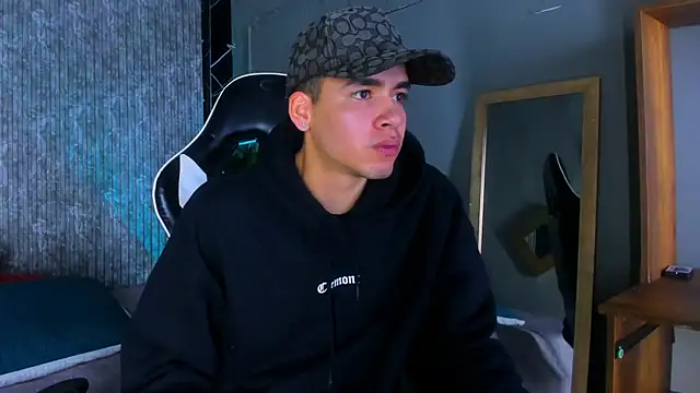 Mike 0233  online show from 03-14-25, 03:26