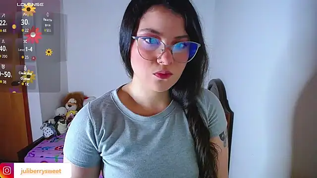 juli05star20 online show from 10-21-25, 03:07