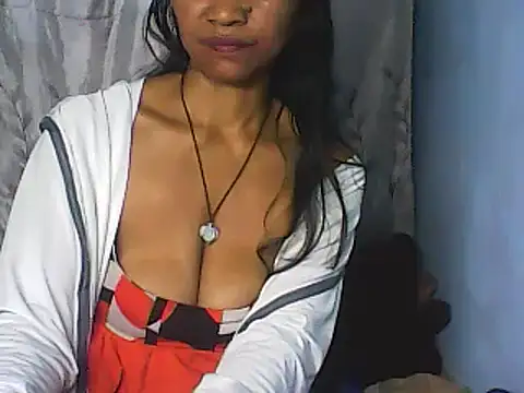 Snapshot of nene_belle chatting on 09-23-25, 05:05 nene belle online show from 09-23-25, 05:05