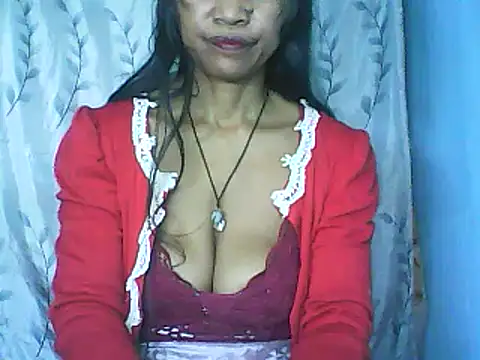 Snapshot of nene_belle chatting on 11-11-25, 06:13 nene belle online show from 11-11-25, 06:13