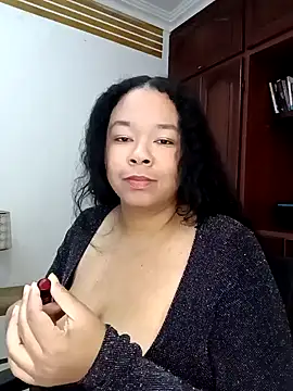 Snapshot of XMara chatting on 01-24-25, 07:49 XMara online show from 01-24-25, 07:49