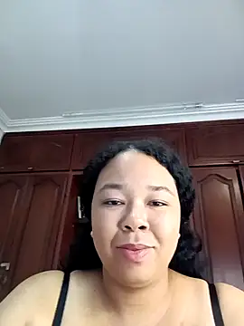 Snapshot of XMara chatting on 01-27-25, 11:11 XMara online show from 01-27-25, 11:11