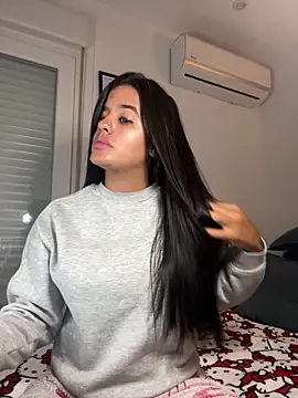 EmelyRogers online show from 11-05-25, 07:14