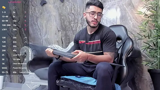 Liam Kleiin online show from 01-09-25, 11:36