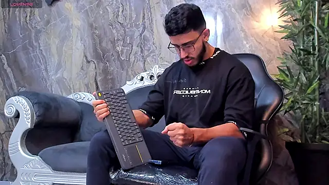 Liam Kleiin online show from 02-15-25, 11:39