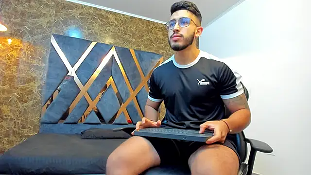 Liam Kleiin online show from 09-26-25, 11:14