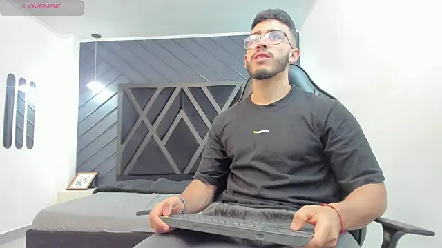 Liam Kleiin online show from 11-10-25, 11:20