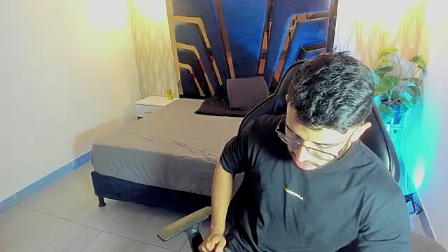 Liam Kleiin online show from 03-06-26, 11:17