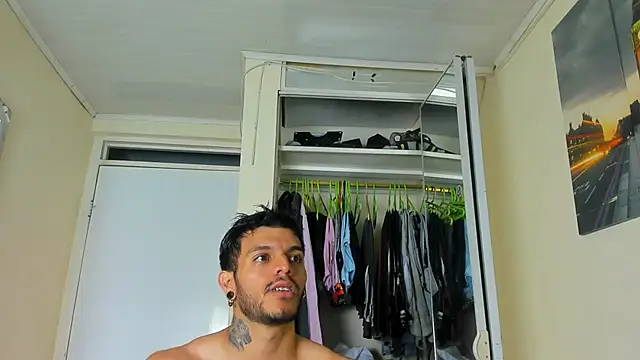 JuanBlade online show from 09-10-25, 01:49