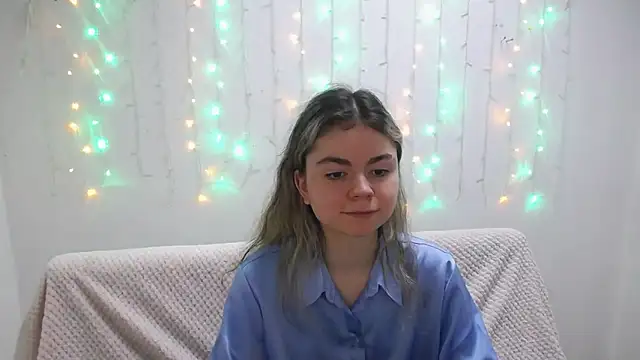 TinaRedly online show from 01-27-25, 12:12