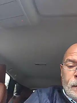 Snapshot of bottomhairy chatting on 12-23-25, 08:23 bottomhairy online show from 12-23-25, 08:23