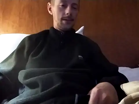 Snapshot of elmerfuddin87 chatting on 11-21-25, 04:44 elmerfuddin87 online show from 11-21-25, 04:44