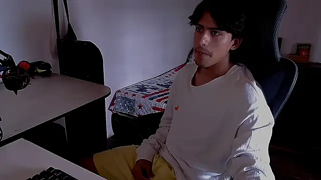 Snapshot of Thieves9 chatting on 12-01-24, 05:46 Thieves9 online show from 12-01-24, 05:46